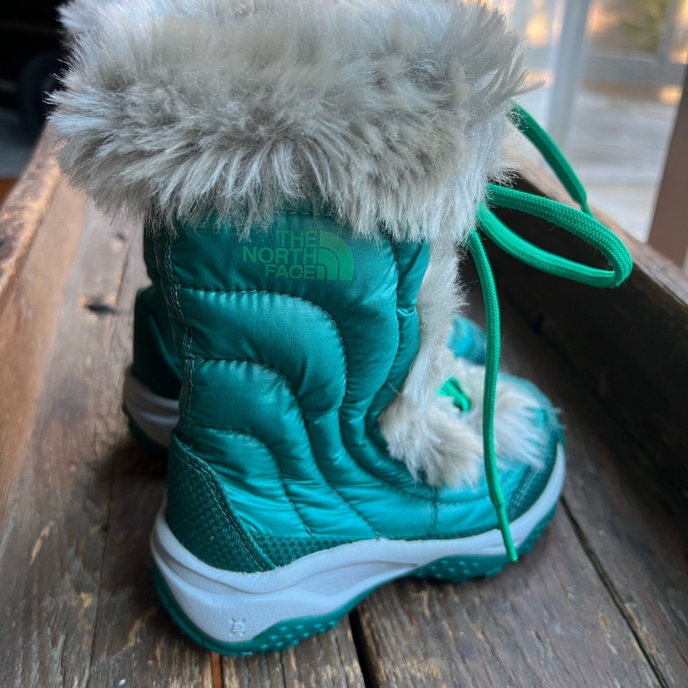 The North Face Teal Winter Boots with Faux Fur
